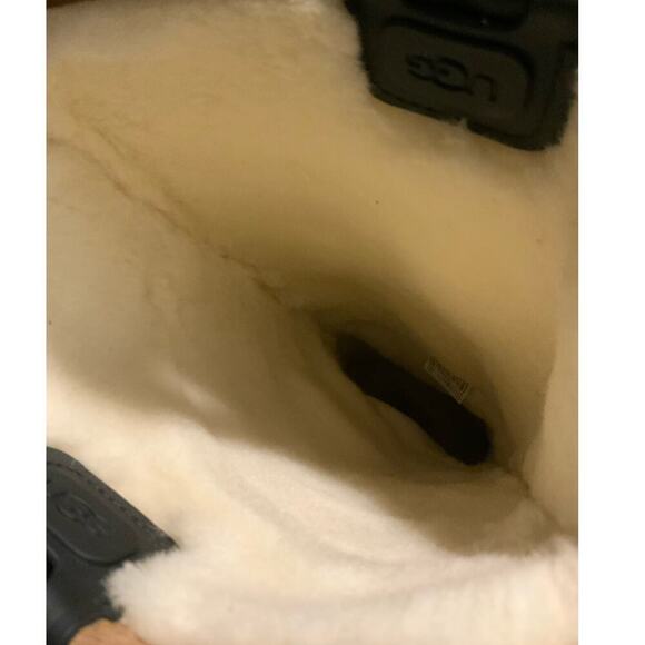 UGG Raincloud Tall Boots Women Size 8 Shearling Lining Waterproof Snow Shoes - Picture 13 of 13